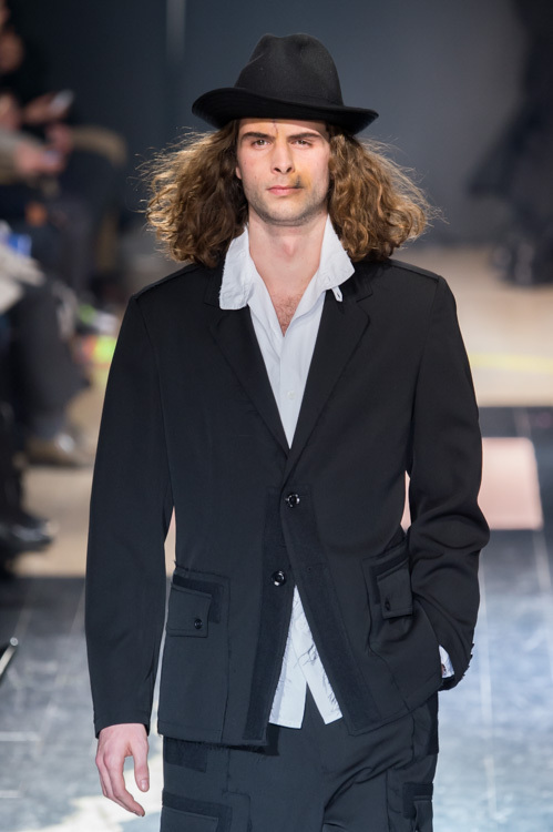 ヨウジヤマモト(Yohji Yamamoto) 2015-16年秋冬メンズコレクション  - 写真22