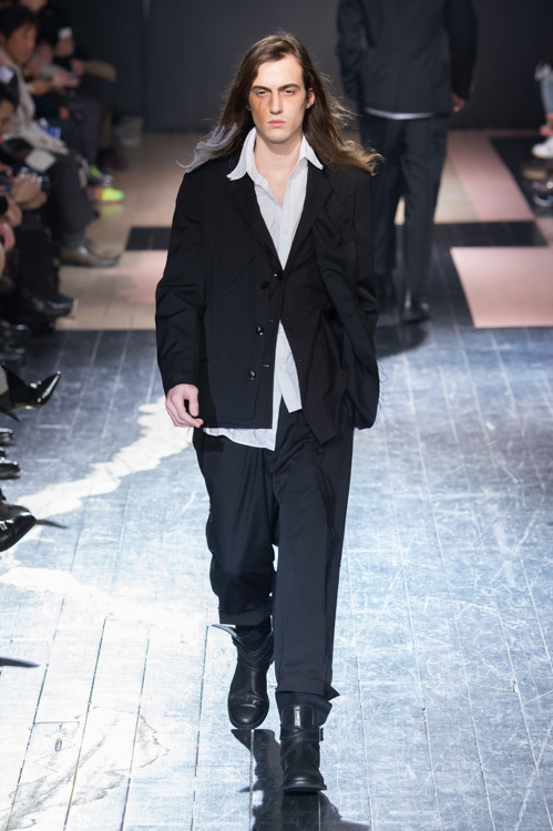 ヨウジヤマモト(Yohji Yamamoto) 2015-16年秋冬メンズコレクション シルエット - 写真13