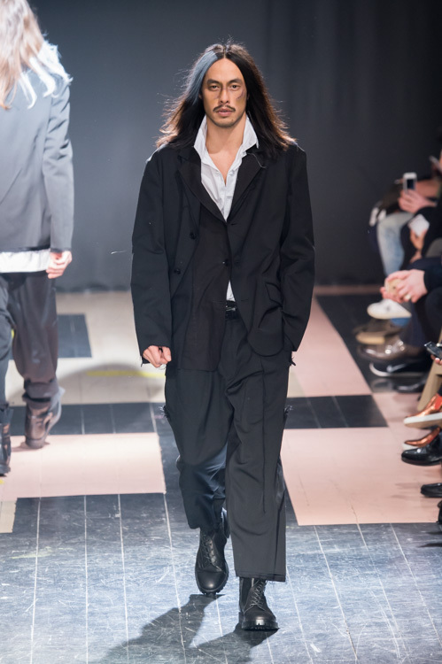 ヨウジヤマモト(Yohji Yamamoto) 2015-16年秋冬メンズコレクション シルエット - 写真14