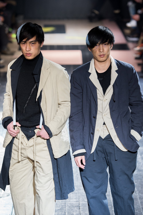 ヨウジヤマモト(Yohji Yamamoto) 2015-16年秋冬メンズコレクション シルエット - 写真16