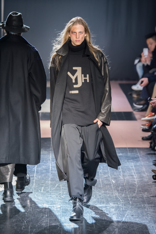 ヨウジヤマモト(Yohji Yamamoto) 2015-16年秋冬メンズコレクション シルエット - 写真25