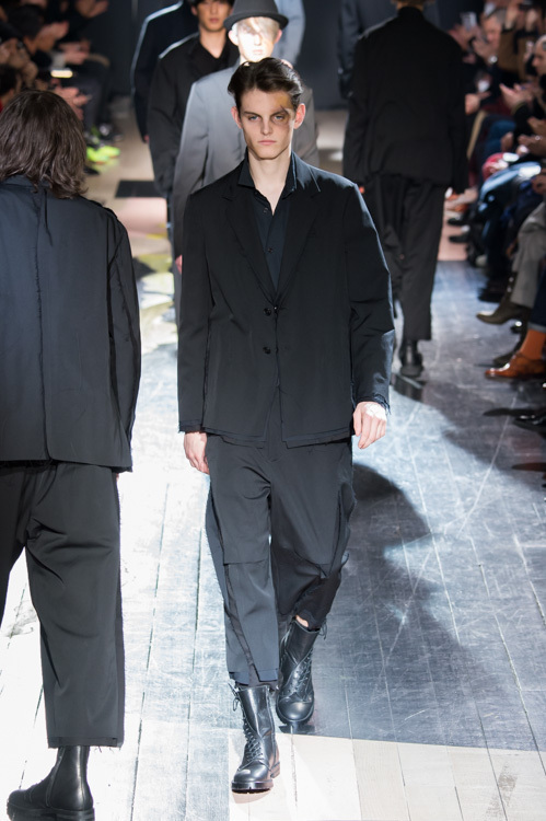 ヨウジヤマモト 2015-16年秋冬<span>コレクション</span> - 写真98