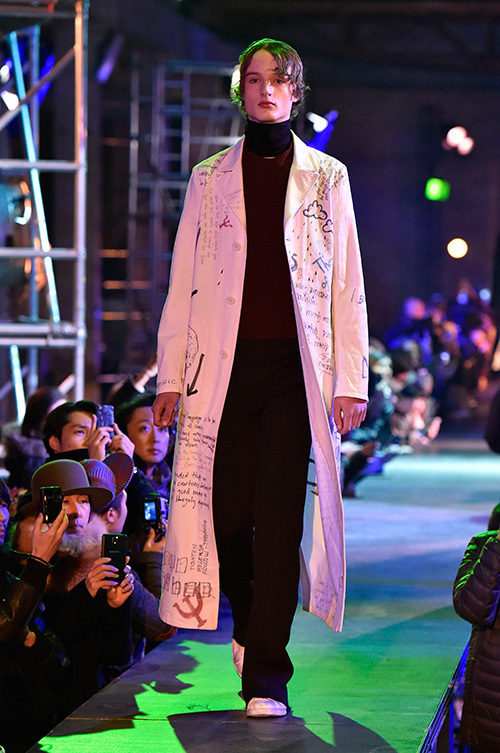 ラフ シモンズ 2015-16年秋冬<span>コレクション</span> - 写真1