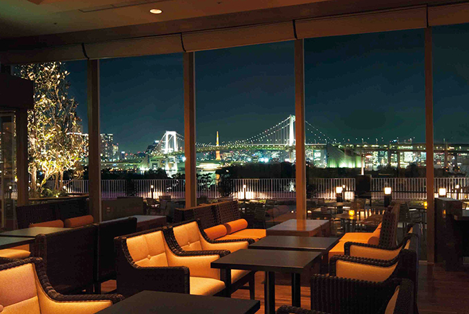 ホテル日航東京で月1回のスイーツ食べ放題イベント開催！夜景を堪能しながらシャンパンも飲み放題 | 写真