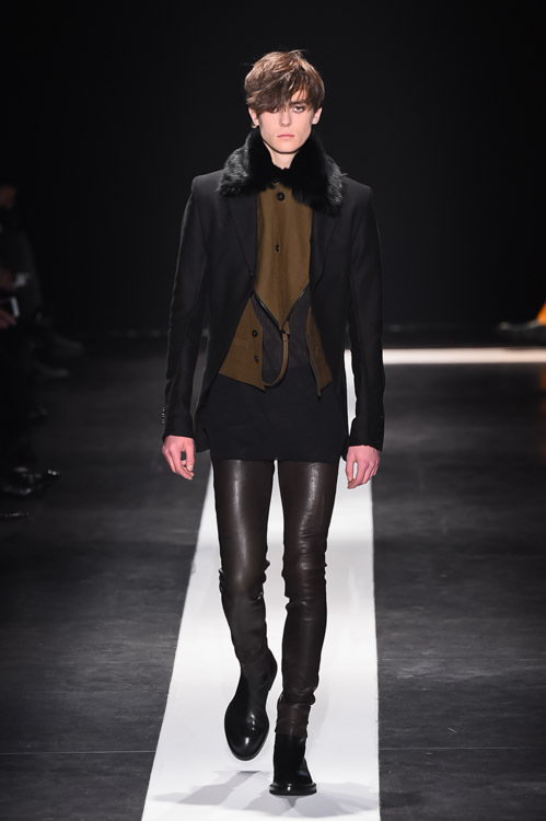 アン ドゥムルメステール(ANN DEMEULEMEESTER) 2015-16年秋冬メンズコレクション シルエット - 写真11