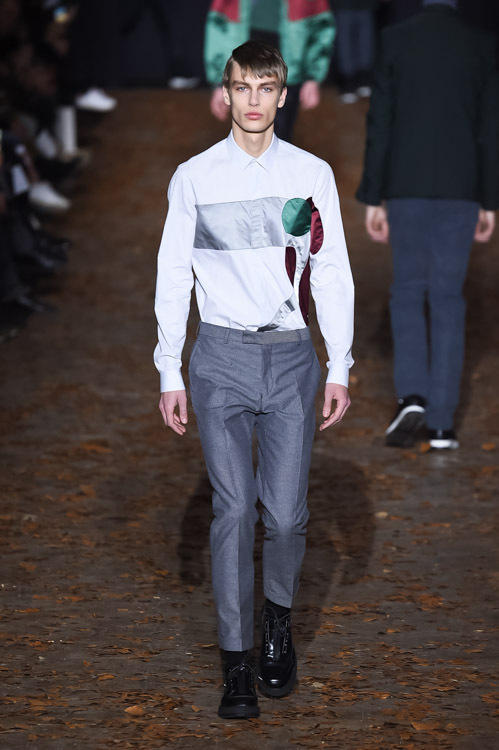 クリスヴァンアッシュ(KRISVANASSCHE) 2015-16年秋冬メンズコレクション  - 写真15