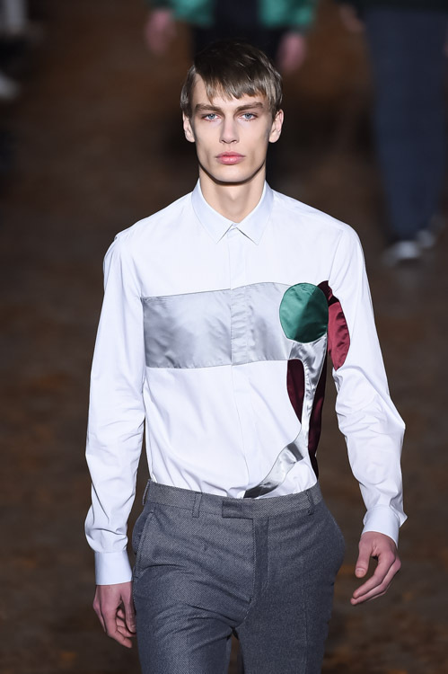 クリスヴァンアッシュ(KRISVANASSCHE) 2015-16年秋冬メンズコレクション  - 写真16