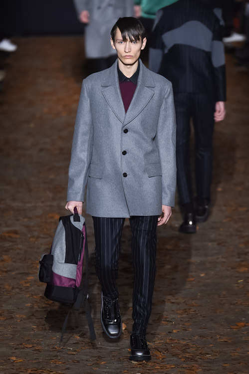 クリスヴァンアッシュ(KRISVANASSCHE) 2015-16年秋冬メンズコレクション  - 写真24