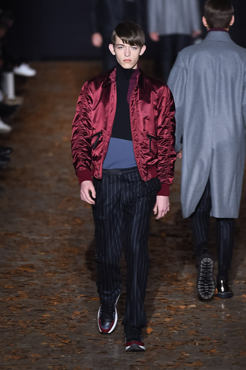 クリスヴァンアッシュ(KRISVANASSCHE) 2015-16年秋冬メンズコレクション  - 写真28