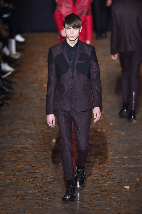 クリスヴァンアッシュ(KRISVANASSCHE) 2015-16年秋冬メンズコレクション  - 写真48