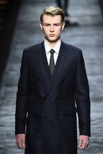 ディオール オム 2015-16年冬コレクション - 昼下がりのドレスアップ＆ダウン｜写真58