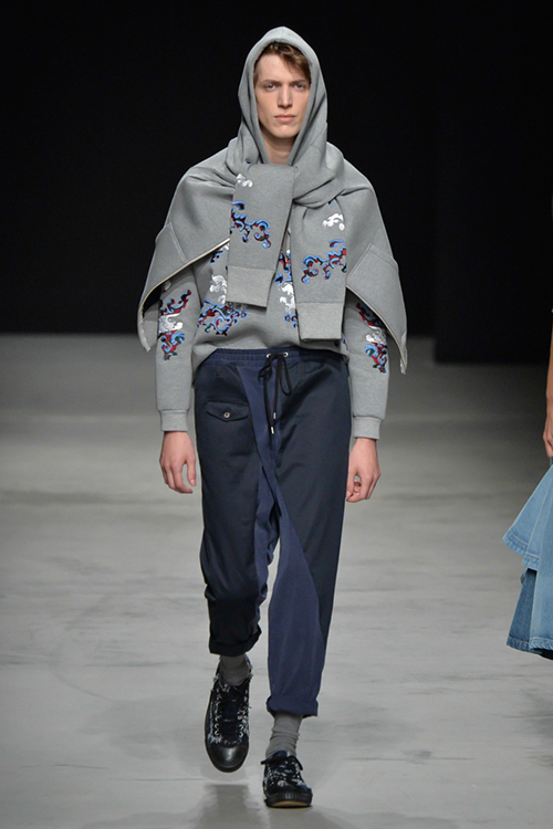 ミハラ ヤスヒロ 2015-16年秋冬<span>コレクション</span> - 写真9