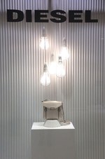 ディーゼルの限定ショップが伊勢丹新宿店にオープン - デニム×レザーバッグが先行発売｜写真16