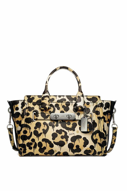 COACHから新作バッグ＆シューズ - 春を彩るカラフル＆グラフィカルなアイテムの数々｜写真11
