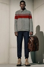 アレキサンダー ワン 2015-16年秋冬メンズコレクション - ゴシックを抜けたストリートの冬に｜写真15