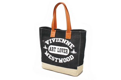 ヴィヴィアン ウエストウッド マンの2011年春夏新作バッグコレクション