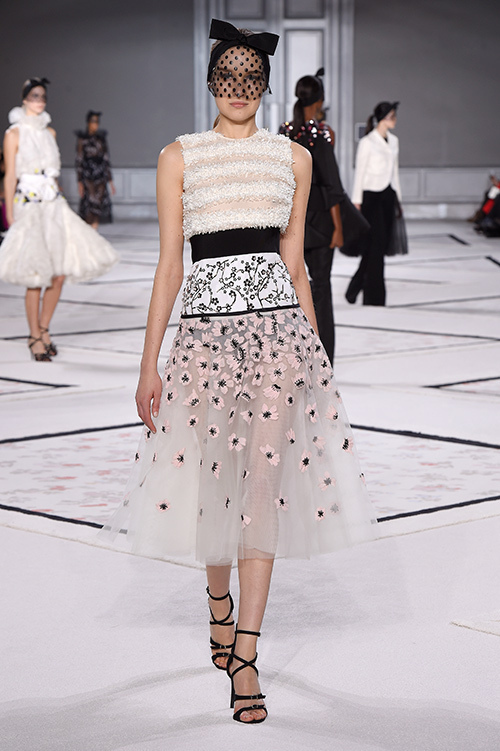 ジャンバティスタ ヴァリ オートクチュール(GiAMBATTiSTA VALLi Haute Couture) 2015年春夏ウィメンズコレクション  - 写真19