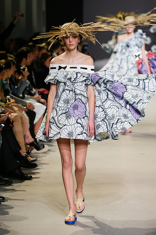 ヴィクター＆ロルフ オートクチュール(VIKTOR & ROLF Haute Couture) 2015年春夏ウィメンズコレクション  - 写真4