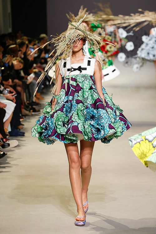 ヴィクター＆ロルフ オートクチュール(VIKTOR & ROLF Haute Couture) 2015年春夏ウィメンズコレクション  - 写真9