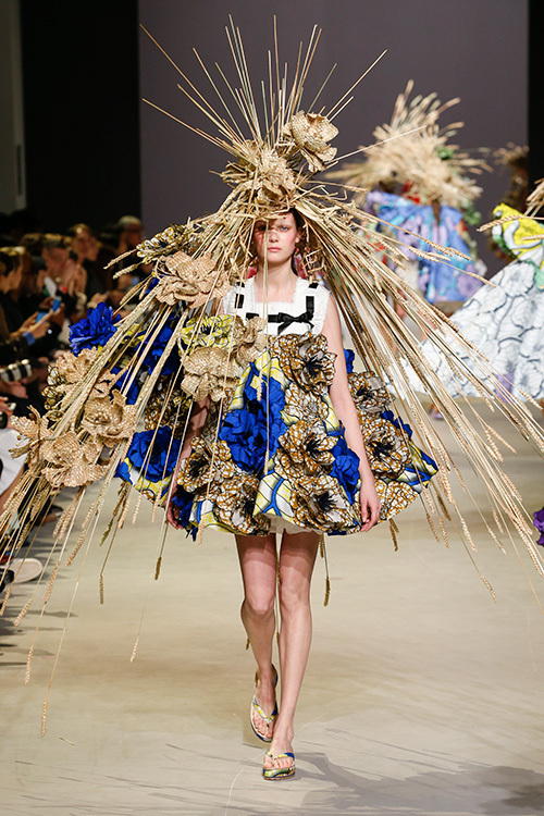 ヴィクター＆ロルフ オートクチュール(VIKTOR & ROLF Haute Couture) 2015年春夏ウィメンズコレクション  - 写真16