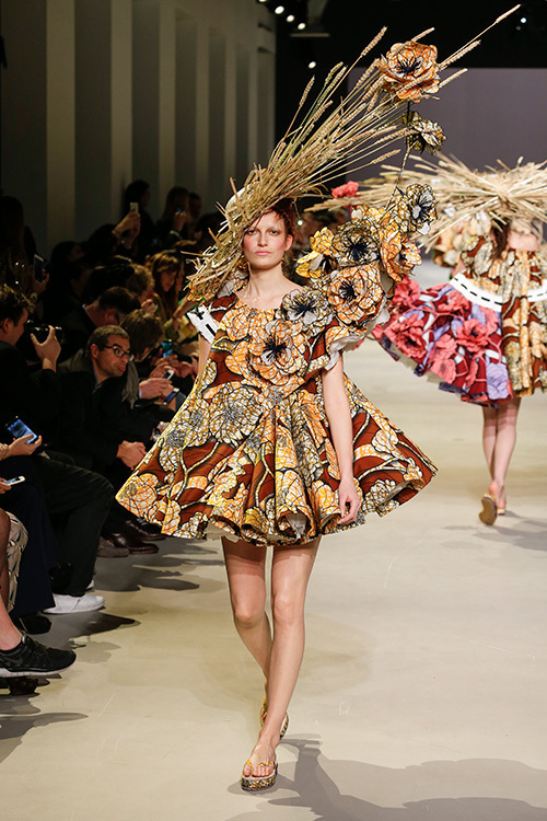 ヴィクター＆ロルフ オートクチュール(VIKTOR & ROLF Haute Couture) 2015年春夏ウィメンズコレクション  - 写真19