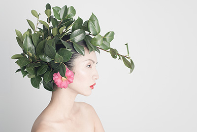 フランス映画｜花結い師TAKAYA×トップモデル「SACHI」の写真展が西麻布で