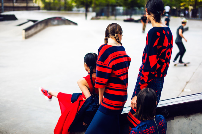 セクシーなストリート感、DKNYが2015年春夏コレクションのキャンペーンビジュアルを公開｜写真3