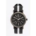 トッドスナイダーとタイメックスのコラボウォッチ - 40〜50年代のミリタリーから着想｜写真1