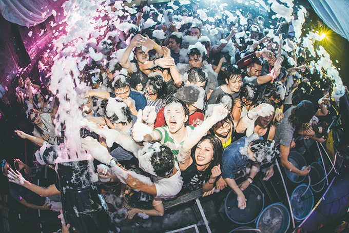 泡パが8ヶ月間 毎月開催！第1弾は“泡”と“アフロ”にまみれる真夏の夜に｜写真6