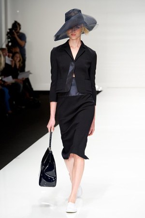 ジャスパーコンラン(Jasper Conran)、2011年春夏コレクション｜写真1