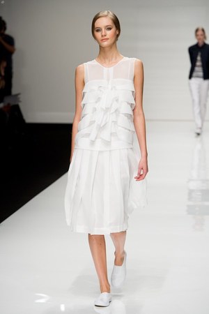 ジャスパーコンラン(Jasper Conran)、2011年春夏コレクション｜写真3
