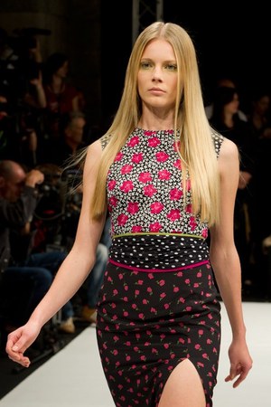 アキラーノ・リモンディ 2011年春夏コレクション： ミラノ・ファッション・ウィーク｜写真11