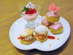 東京・お台場のハローキティカフェに春の限定メニュー登場 - 苺のティラミスやパフェ、ラテなど｜写真9