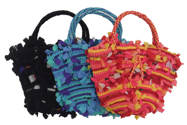 me ISSEY MIYAKEのカラフルな新作バッグ TAPE GOODS