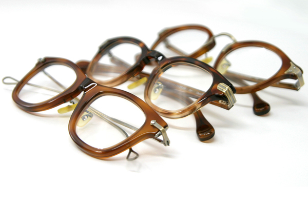 ザソロイスト × オリバーピープルズ、初のアイウェアが登場