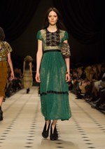 バーバリー プローサム 2015-16年秋冬コレクション - 美しいキルトに魅せられた英国ボヘミアン｜写真40