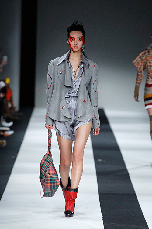 ヴィヴィアン・ウエストウッド レッドレーベル(Vivienne Westwood RED LABEL) 2015-16年秋冬ウィメンズコレクション  - 写真8