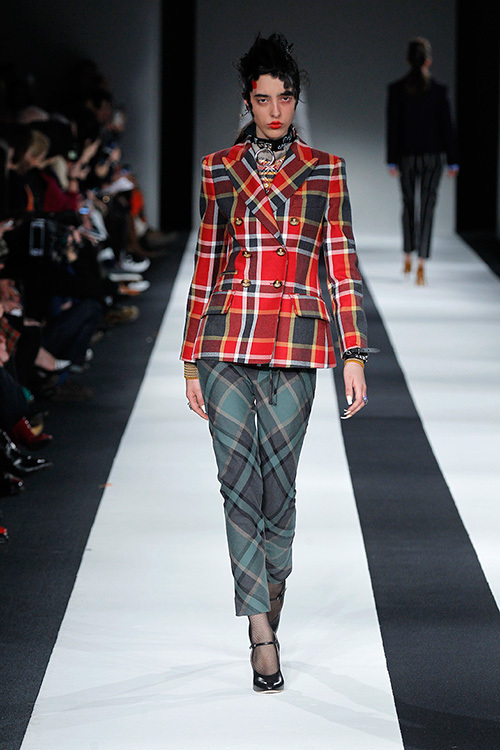 ヴィヴィアン・ウエストウッド レッドレーベル(Vivienne Westwood RED LABEL) 2015-16年秋冬ウィメンズコレクション  - 写真14