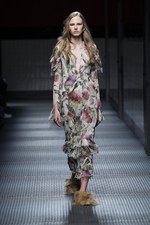 グッチ 2015-16年秋冬ウィメンズコレクション - ノスタルジックな音色が奏でるコンテンポラリー｜写真6