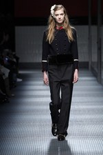 グッチ 2015-16年秋冬ウィメンズコレクション - ノスタルジックな音色が奏でるコンテンポラリー｜写真21