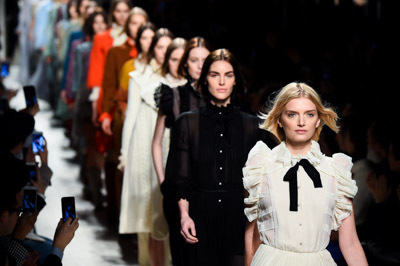 フィロソフィ ディ ロレンツォ セラフィニ(PHILOSOPHY di Lorenzo Serafini) 2015-16年秋冬 ウィメンズ