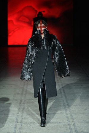 ガレス ピュー(Gareth Pugh) 2015-16年秋冬ウィメンズコレクション シルエット - 写真8