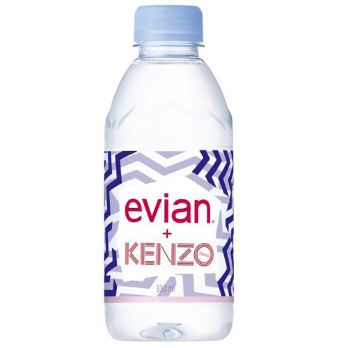 「evian×KENZO」の遊び心あふれる限定ボトルが登場 | 写真