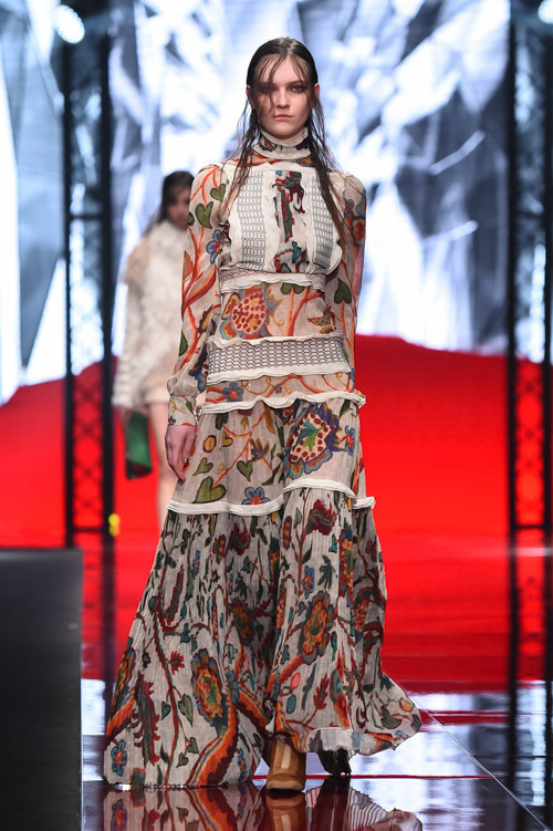 ジャスト カヴァリ 2015-16年秋冬コレクション - 豊かな色柄、移ろいゆくワードローブ | 写真