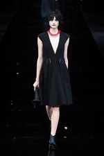 エンポリオ アルマーニ 2015-16年秋冬コレクション - 溶け合うカラーで魅せるエレガンス｜写真32