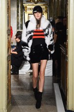 エミリオ・プッチ 2015-16年秋冬コレクション - 夜空に瞬く星たちのような優美さ｜写真13