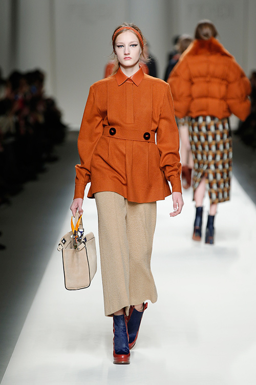 フェンディ(FENDI) 2015-16年秋冬ウィメンズコレクション  - 写真23