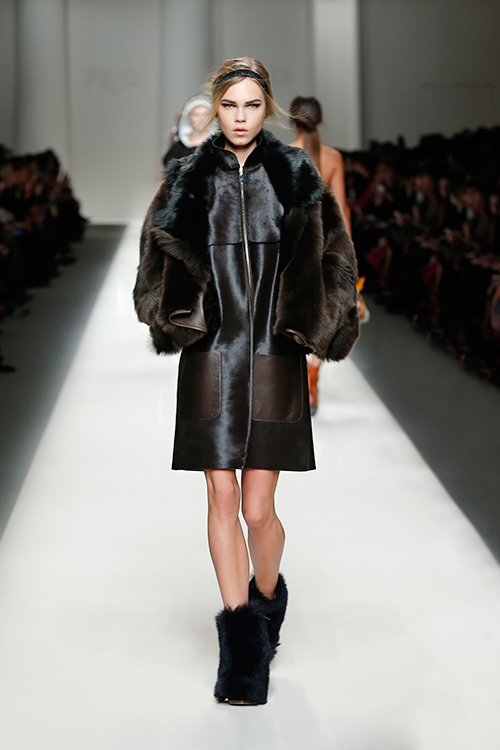 フェンディ(FENDI) 2015-16年秋冬ウィメンズコレクション  - 写真43