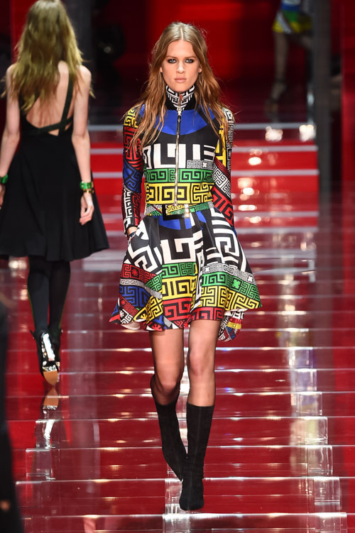 ヴェルサーチェ(VERSACE) 2015-16年秋冬ウィメンズコレクション  - 写真32