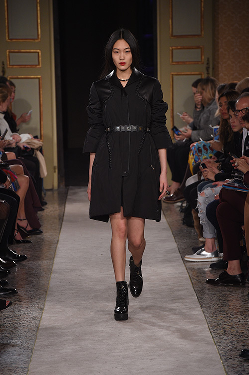 トッズ(TOD'S) 2015-16年秋冬ウィメンズコレクション  - 写真17